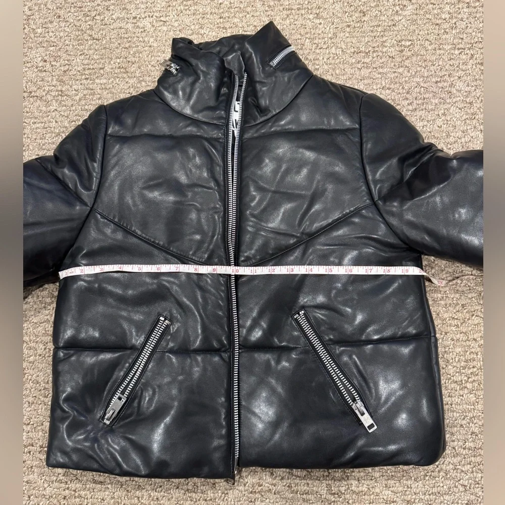 🚨SOLD🚨Walter Baker Black Leather Puffer Jacket with High Collar/Chevron Pattern - Picture 5 of 6